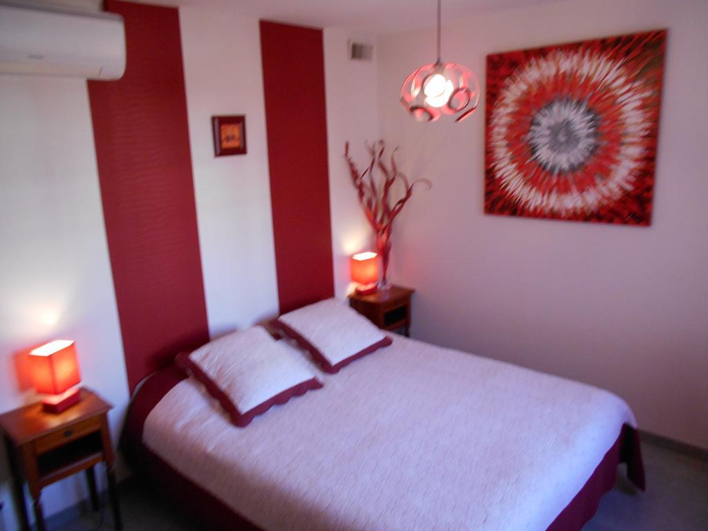 Les Tilleuls B&B Orange  Oda fotoğraf