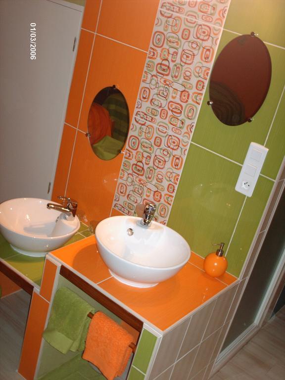 Les Tilleuls B&B Orange  Oda fotoğraf